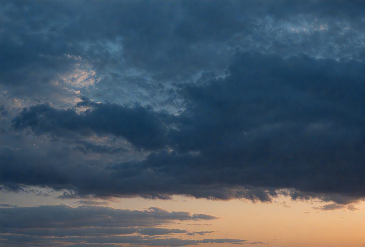 004e7b99-54a8-4103-a791-1729d3cbddf4-freepik__dark-blue-clouds-in-the-sky__41165_250929235915_00001.png