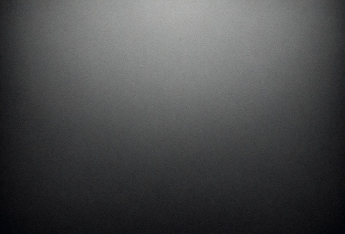 0100882a-f92b-4850-89c8-99040bd488b3-freepik__black-grainy-gradient-background-dark-white-gray-m__88320_250524183414_00001.png