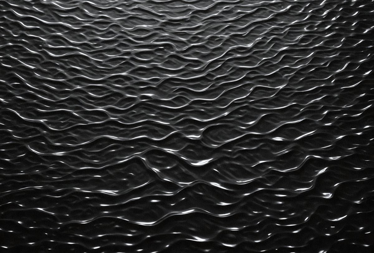 0452cd0c-27aa-48f4-89d4-d4112dd6d122-freepik__water-texture-on-black-background__93533_250526025236_00001.png