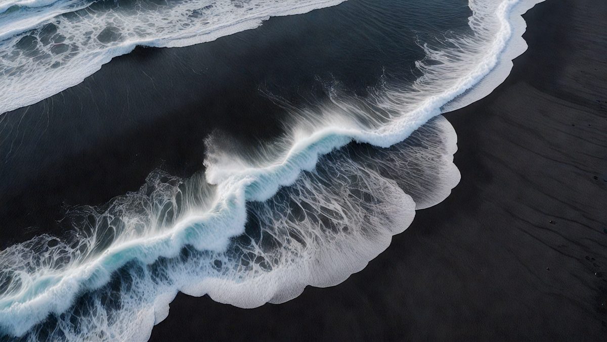 0550e88f-a291-4203-8264-57c66845d70c-freepik__aerial-photography-of-waves-crashing-on-a-black-sa__12091_250524093733_00001.png