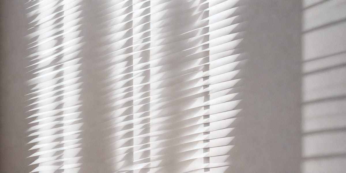 060e1d60-8d69-4501-b561-e20cbe3e311a-freepik__plain-blank-white-venetian-blinds-filtering-harsh-__33748_250520101210_white_00001.png
