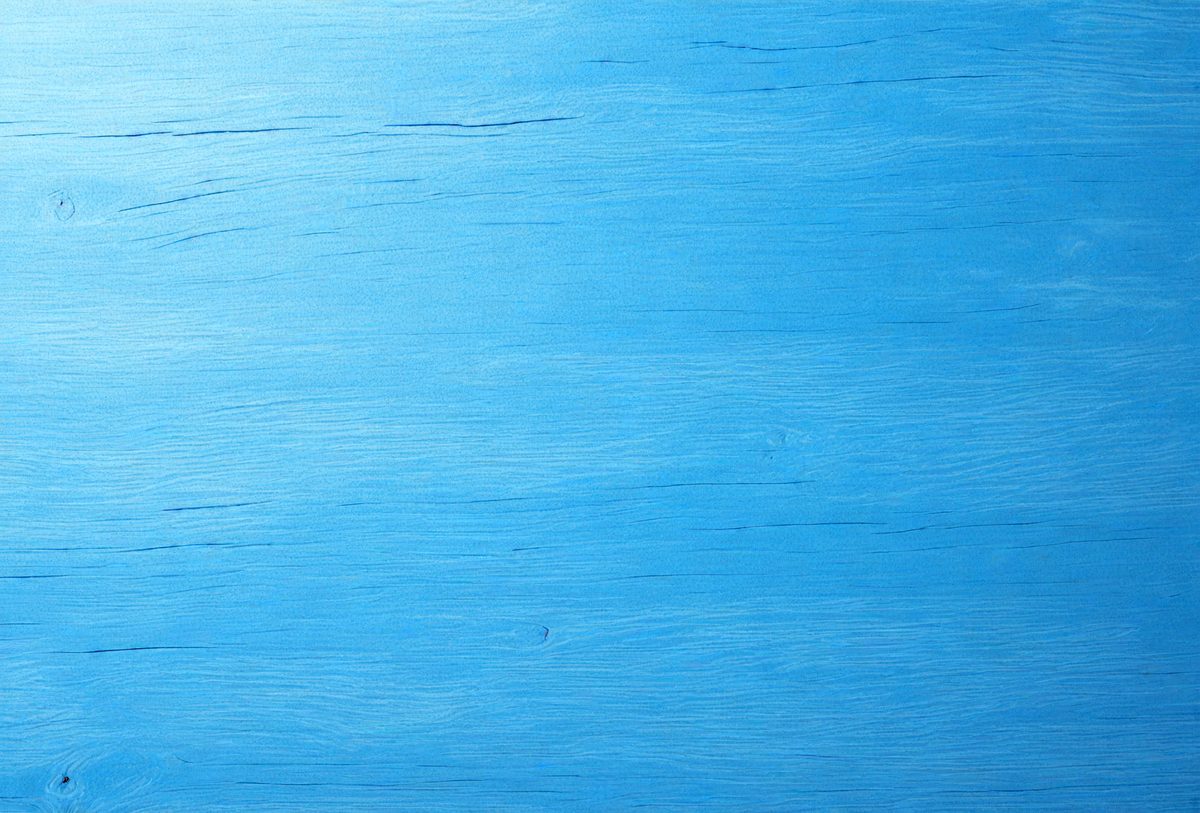145ab5fa-c5f8-4000-9fd2-66c481baf9f0-freepik__closeup-top-view-of-cornflower-blue-painted-wood-t__82677_250928022713_00001.png