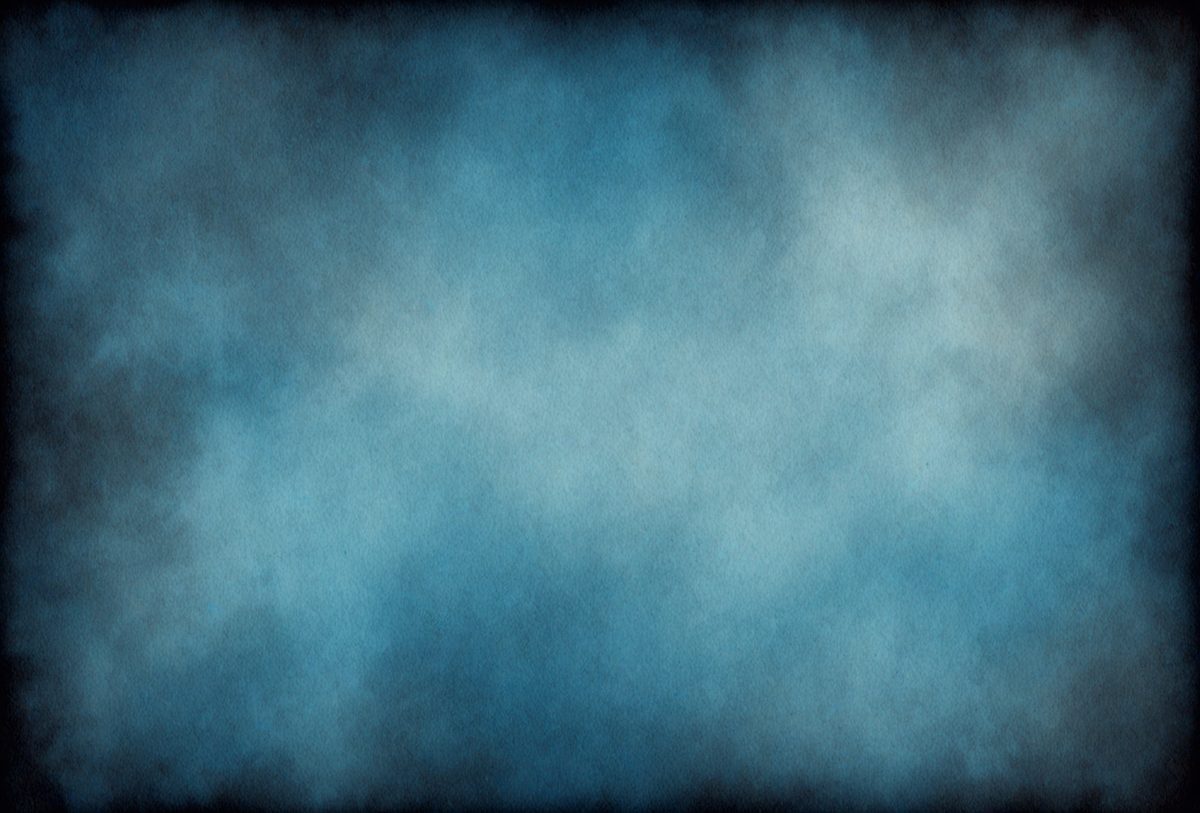 1aff23f4-a60f-4434-b568-fd8f220e47ae-freepik__minimal-soft-studio-light-photography-dark-blue-ba__90784_250525142446_00001.png