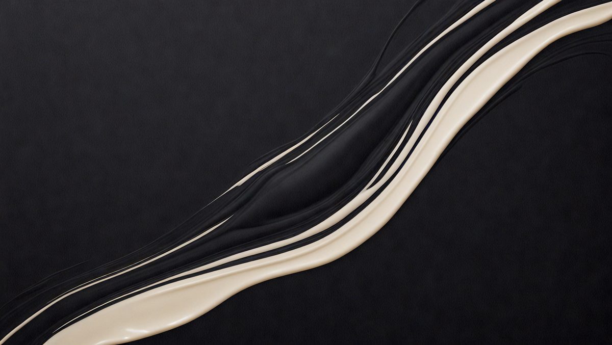 28a6d1ae-77ea-4919-8ad2-02e86753caf6-freepik__black-cream-stroke-on-black-background__97930_250524181715_00001.png