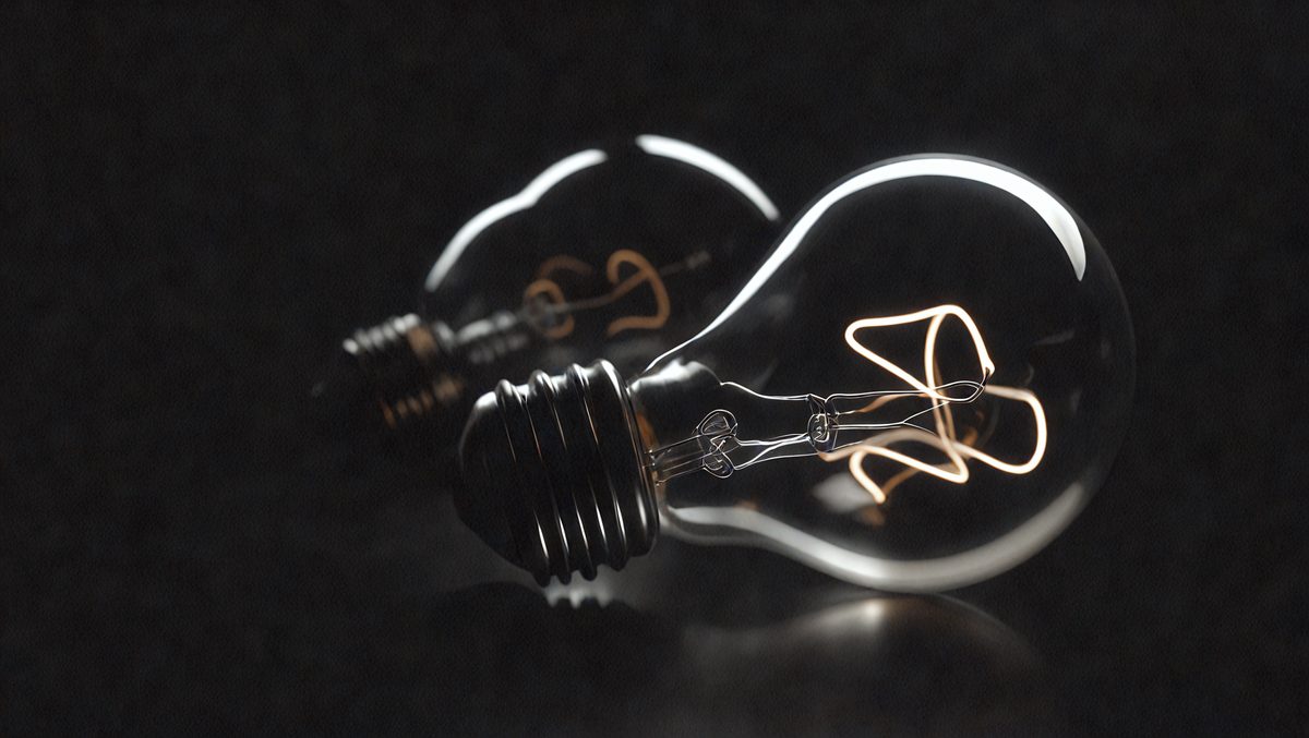 295ef70d-627e-4991-95a5-5c7c12adbd74-freepik__light-bulb-on-black-background-cinematic-angle-com__98629_250525165115_00001.png