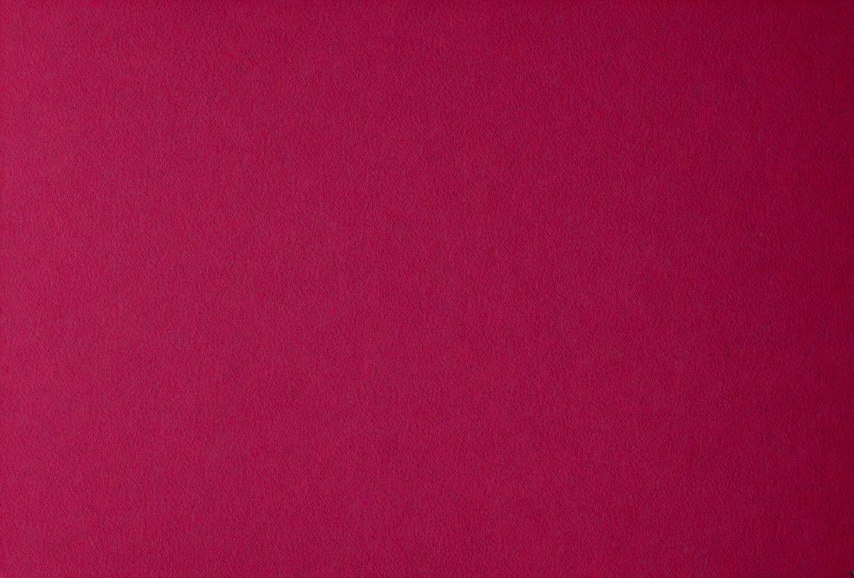 2b959f36-846d-4da4-a04a-08ceaae26768-freepik__dark-magenta-linen-background-dark-magenta-linen-b__39203_251008015914_00001.png