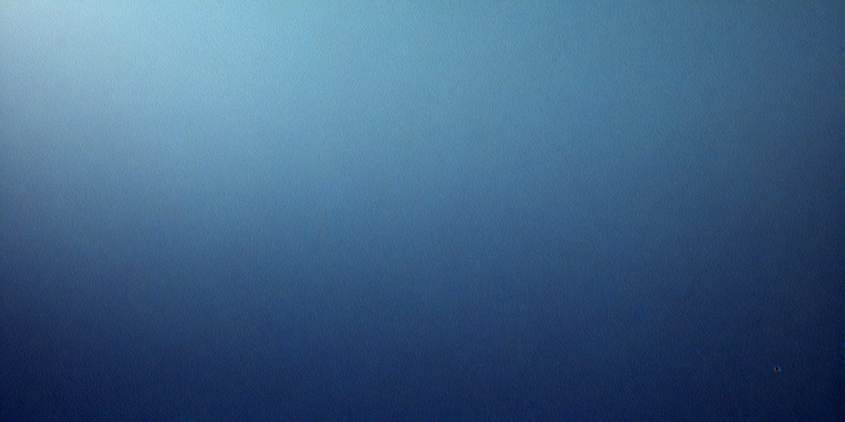 32f02fe3-5582-48ed-8464-713b128e6332-freepik__plain-blank-3d-pastel-navy-blue-gradient-foil-shim__39207_250526034617_00001.png