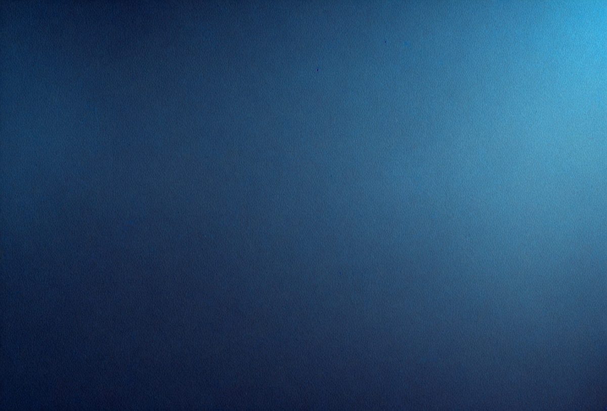 34c4f93a-ce5e-4538-ba37-826a46e2b74c-freepik__pastel-navy-blue-gradient-foil-shimmer-background-__39065_250525232215_00001.png