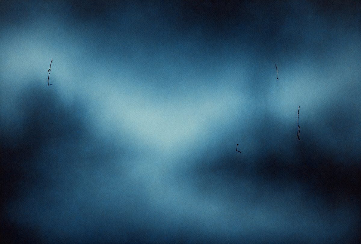 34e97d69-b5ad-4875-b9eb-717761ec4e46-freepik__dark-and-mysterious-blue-background-dark-shadows-a__67541_250525001918_00001.png