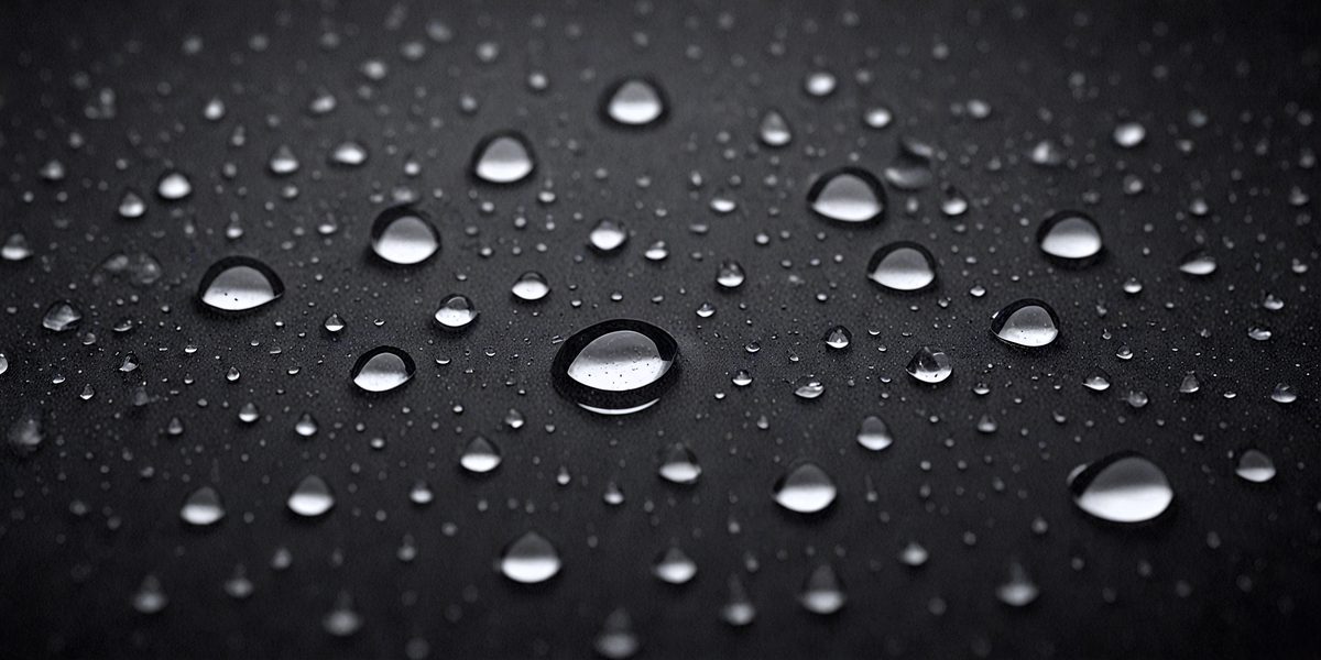 384ab423-3226-4a08-9809-04a3946a90e9-freepik__water-drops-on-black-background__98390_250526025104_00001.png