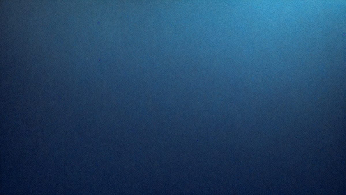 3cf8f9f9-80f4-49e6-83ba-26b0dc8f9b6c-freepik__pastel-navy-blue-gradient-foil-shimmer-background-__57929_250525232233_00001.png