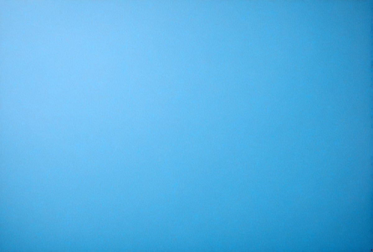 66e1b034-32cd-42da-9acb-07067adc30be-freepik__white-concrete-wall-as-cornflower-blue-background__6776_250928093842_00001.png