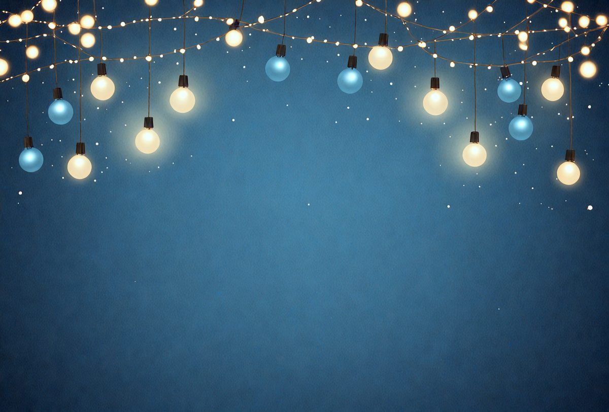 754acd40-7054-4f3a-be3f-b9f452c24ea8-freepik__holiday-greetings-blue-background-lights-animation__57741_250525094715_00001.png