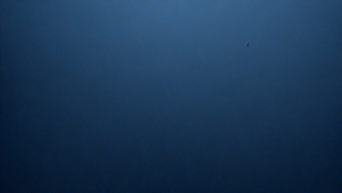 7ea55fc9-1290-41c8-b0b3-da444dcb25e0-freepik__blank-paper-textured-abstract-background-in-dark-b__30045_250929154213_00001.png