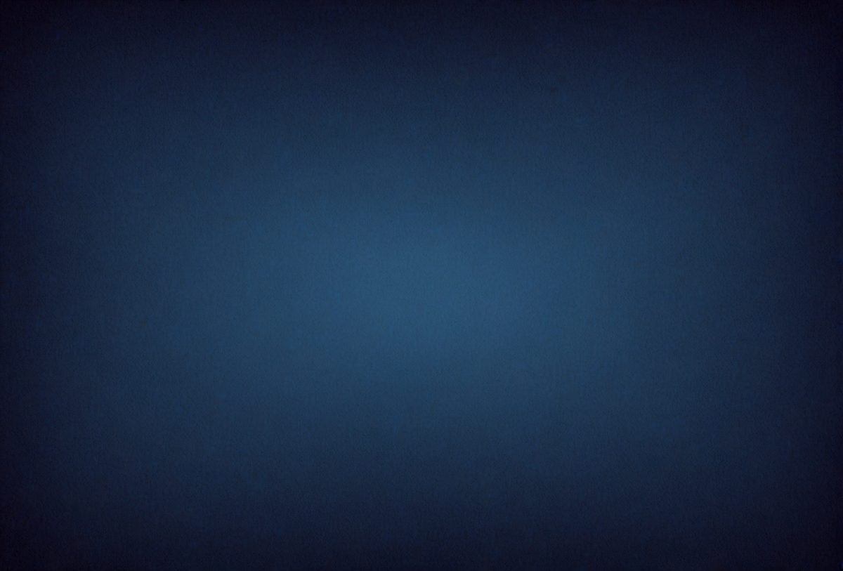 8338bbb6-b03e-4c58-911e-1726cea1d503-freepik__dark-blue-gradient-background__29526_250930002749_00001.png