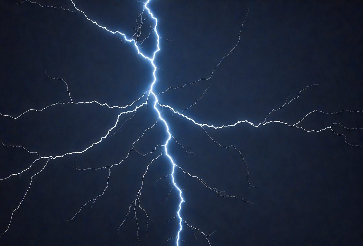 955131e1-9f82-47ea-88a7-70d9742b2001-freepik__dark-blue-lightning-crack-through-darkness__20887_251001045410_00001.png