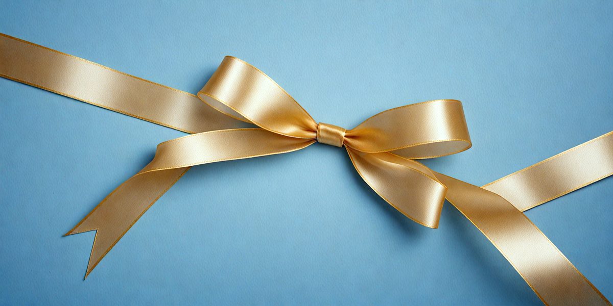 a423fc3e-6b77-4782-9f8d-243bdd4f78b3-freepik__golden-ribbon-on-blue-background__35354_250525094157_00001.png