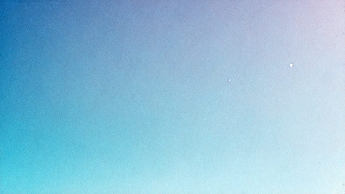 b76145ff-f45f-48f4-aae5-bf7594b08fe8-freepik__saturated-sky-blue-gradient-background-beautiful-o__67629_250526035653_00001.png