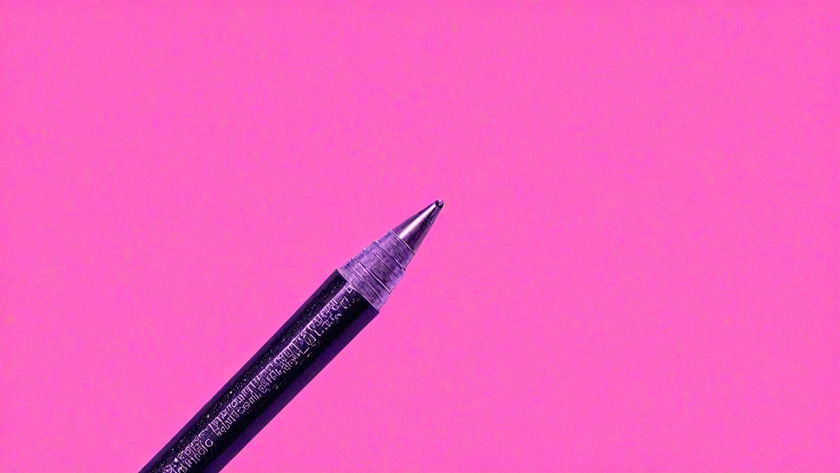 bf85e8e9-951c-4bb8-a35f-73f69f70a4b7-freepik__pendark-magenta-cil-isolated-on-dark-magenta-backg__32128_251009202819_00001.png
