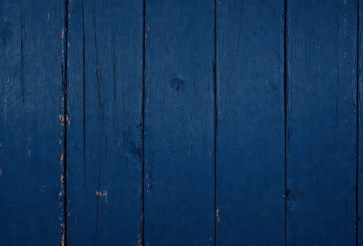 c8db84fa-6bae-4915-a6db-11b6603902b0-freepik__close-up-dark-blue-wooden-background__40483_250929155910_00001.png