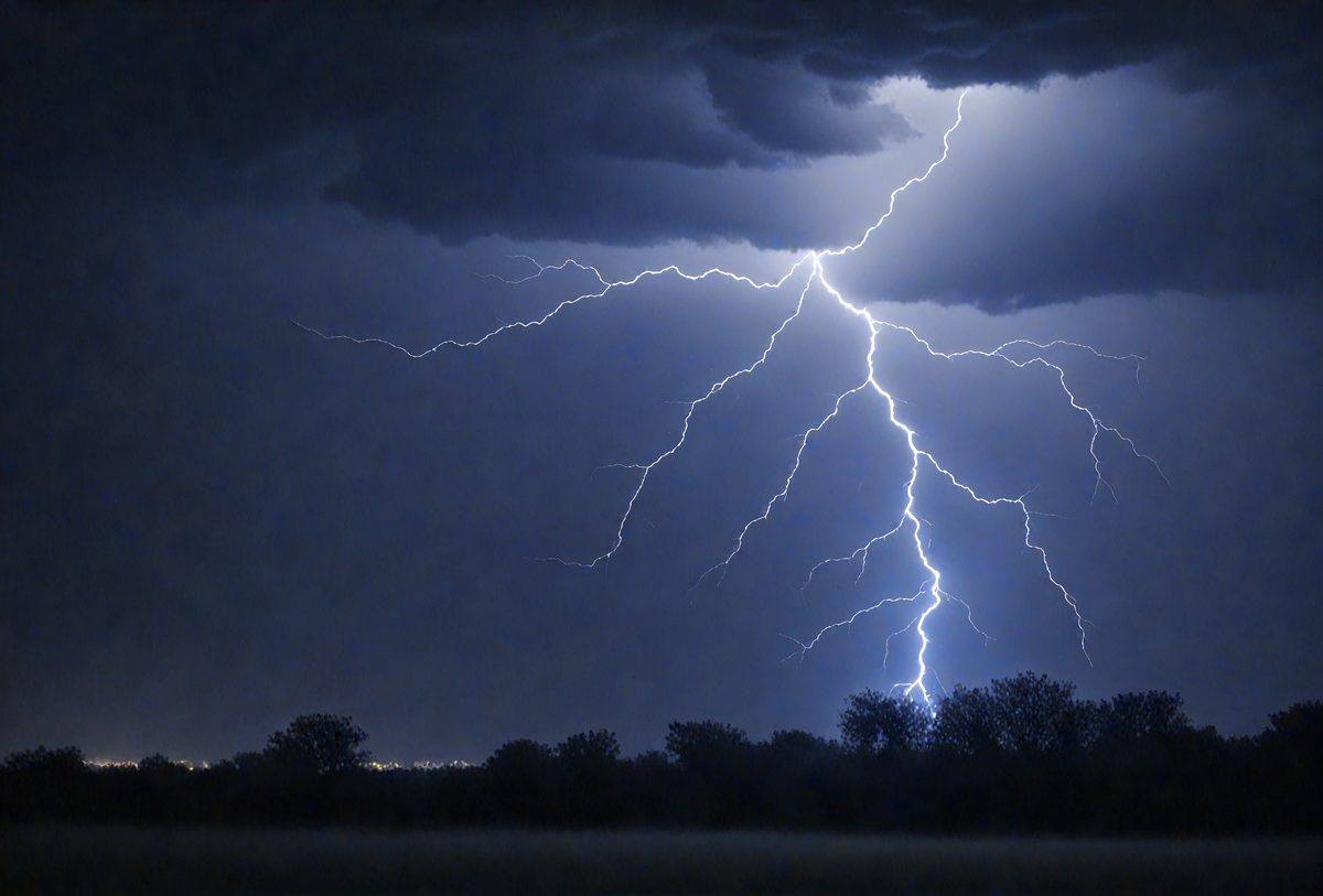 ce3202a6-b186-46f9-924b-325a1466de24-freepik__dark-blue-lightning-crack-through-darkness__20886_251001045404_00001.png