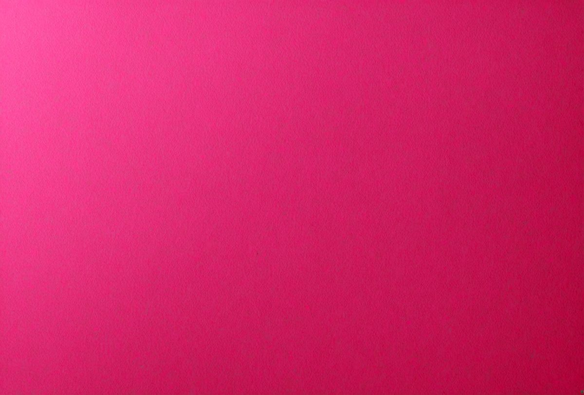 d4ebadb4-4f15-4589-b26e-9960fd95c080-freepik__blank-tiffany-dark-magenta-color-wallpaper-with-co__32135_251007172149_00001.png