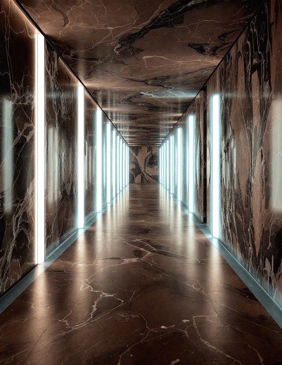 faac1d8a-aa38-4a9d-bff8-00293edf83c0-freepik__chocolate-marble-color-color-scifi-neon-corridor-w__26701_250927090715_00001.png
