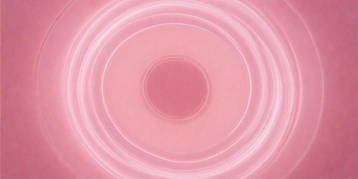 freepik__35mm-film-photography-a-simple-pink-circular-backg__97662_250512110610_pink_00001.png