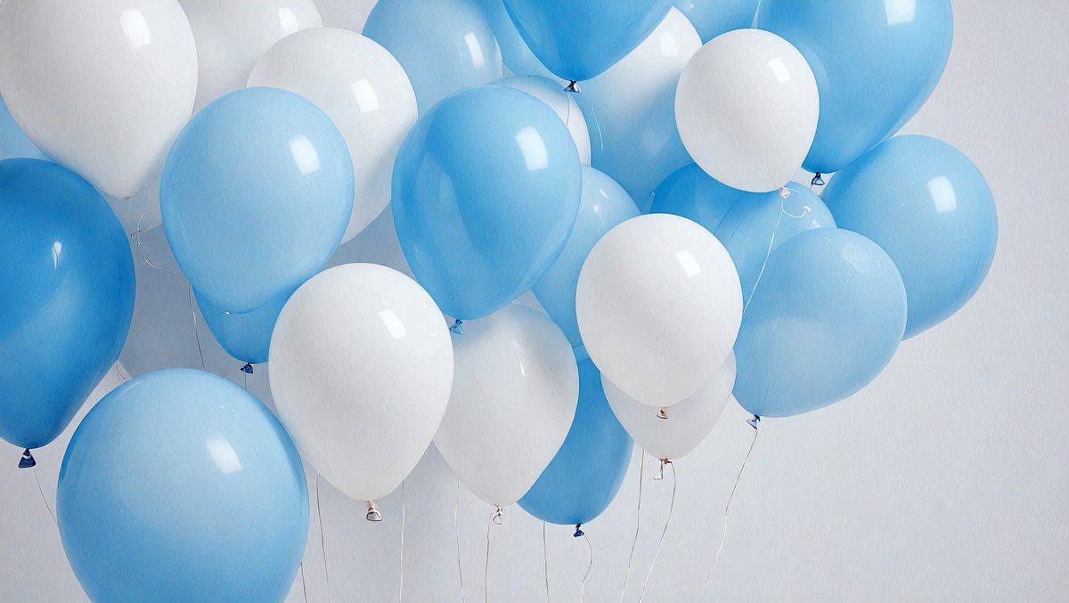 freepik__balloons-blue-and-white__87232_250609140634_blue_00001.png