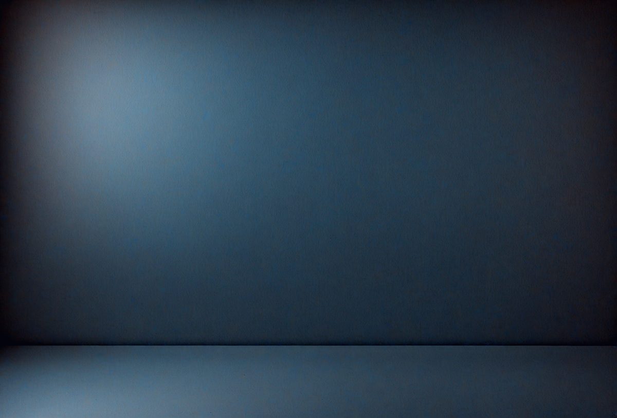 freepik__dark-slate-blue-colorful-gradient-studio-backdrop-__98871_251012090943_00001.png