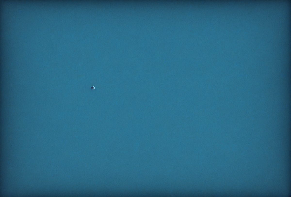 freepik__deep-blue-sky-color-craft-paper-texture__30653_251019153857_00001.png