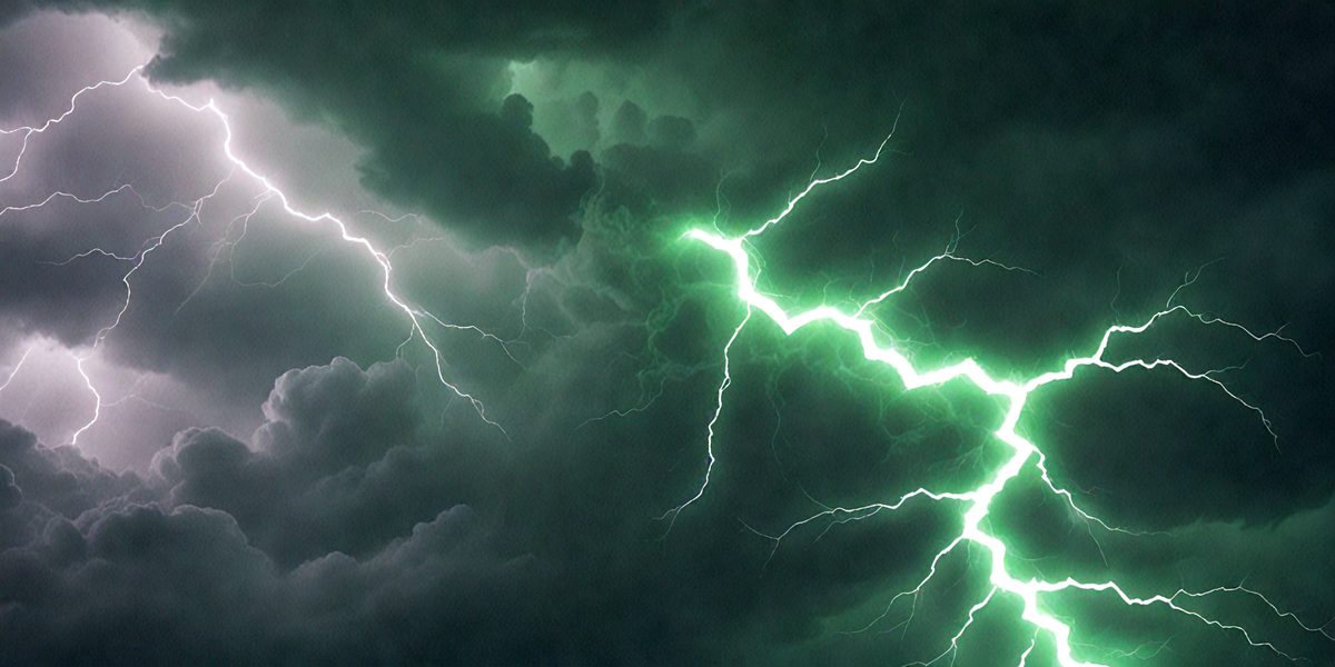 freepik__green-glowing-high-energy-lightning__27676_250507220337_Green_00001.png