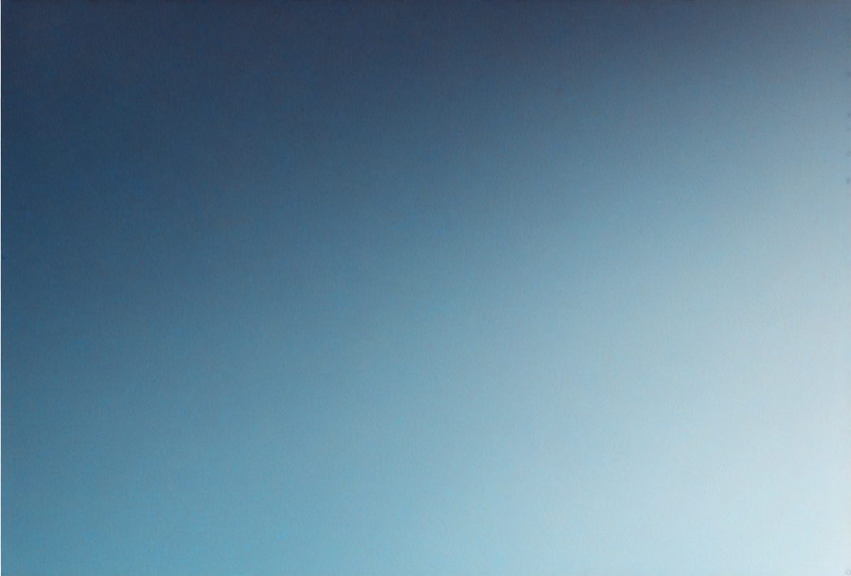 freepik__minimal-gradient-background-transitioning-from-dee__58579_250924183023_00001.png