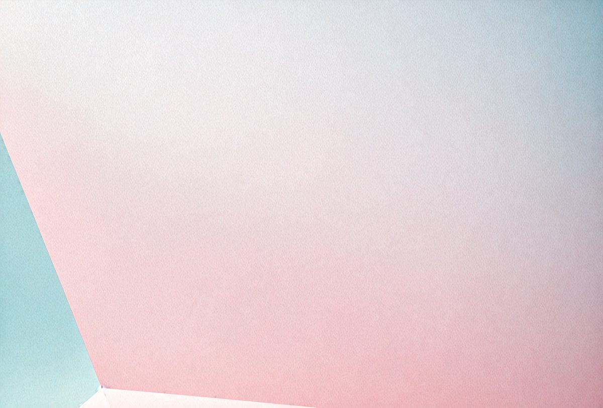 freepik__minimal-soft-studio-light-photography-abstract-hal__33638_250519174001_white_00001.png