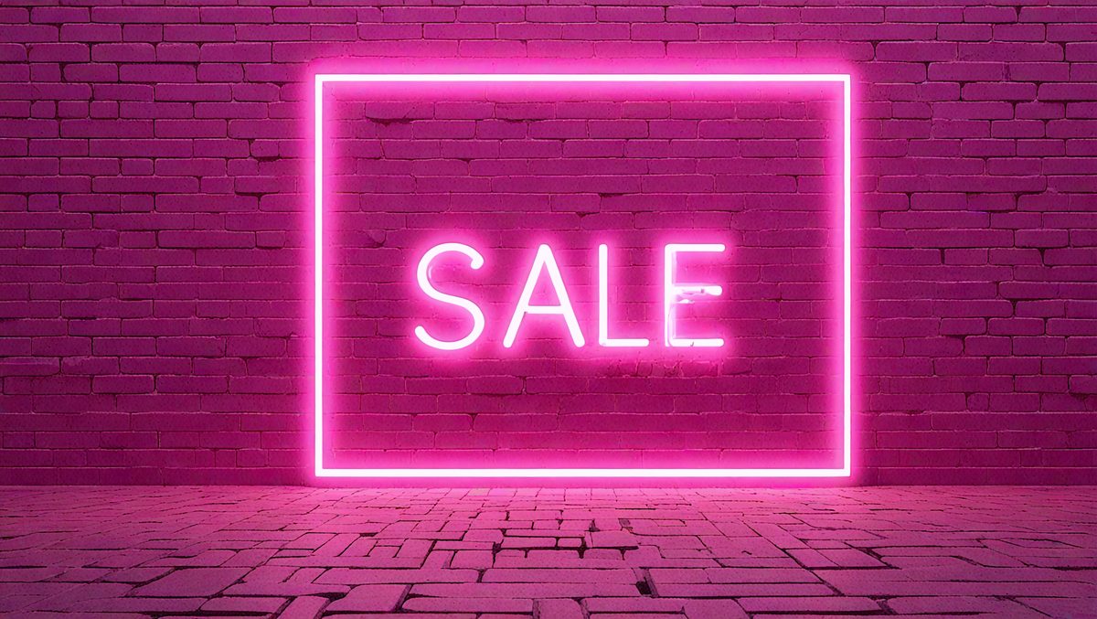 freepik__plain-blank-pink-sale-glowing-neon-sign-on-a-dark-__74801_250515054256_pink_00001.png