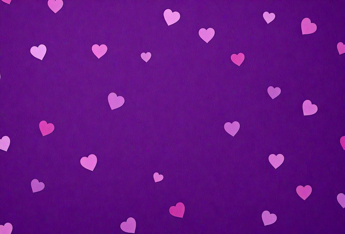 freepik__small-hearts-on-dark-violet-background__35257_251016114021_00001.png