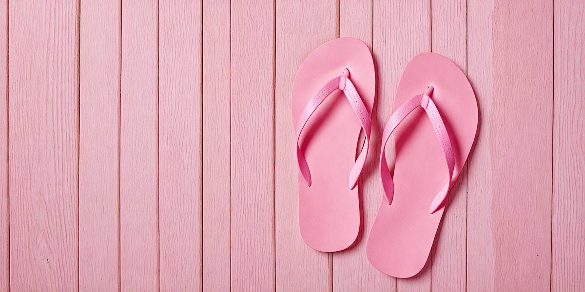 freepik__surreal-and-dreamlike-a-pair-of-pink-beach-flip-fl__28791_250515101220_pink_00001.png
